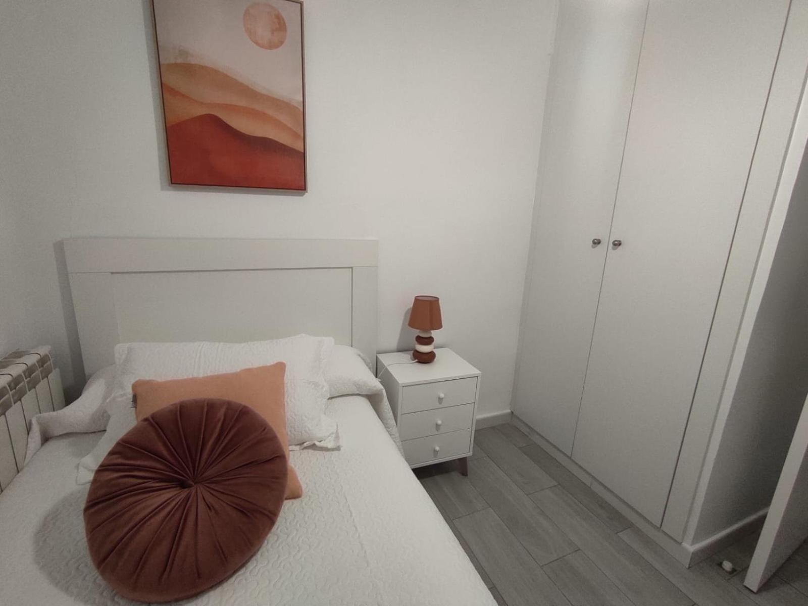 Apartamento En Toledo Ideal Para Visitas A Puy Du Fou ภายนอก รูปภาพ